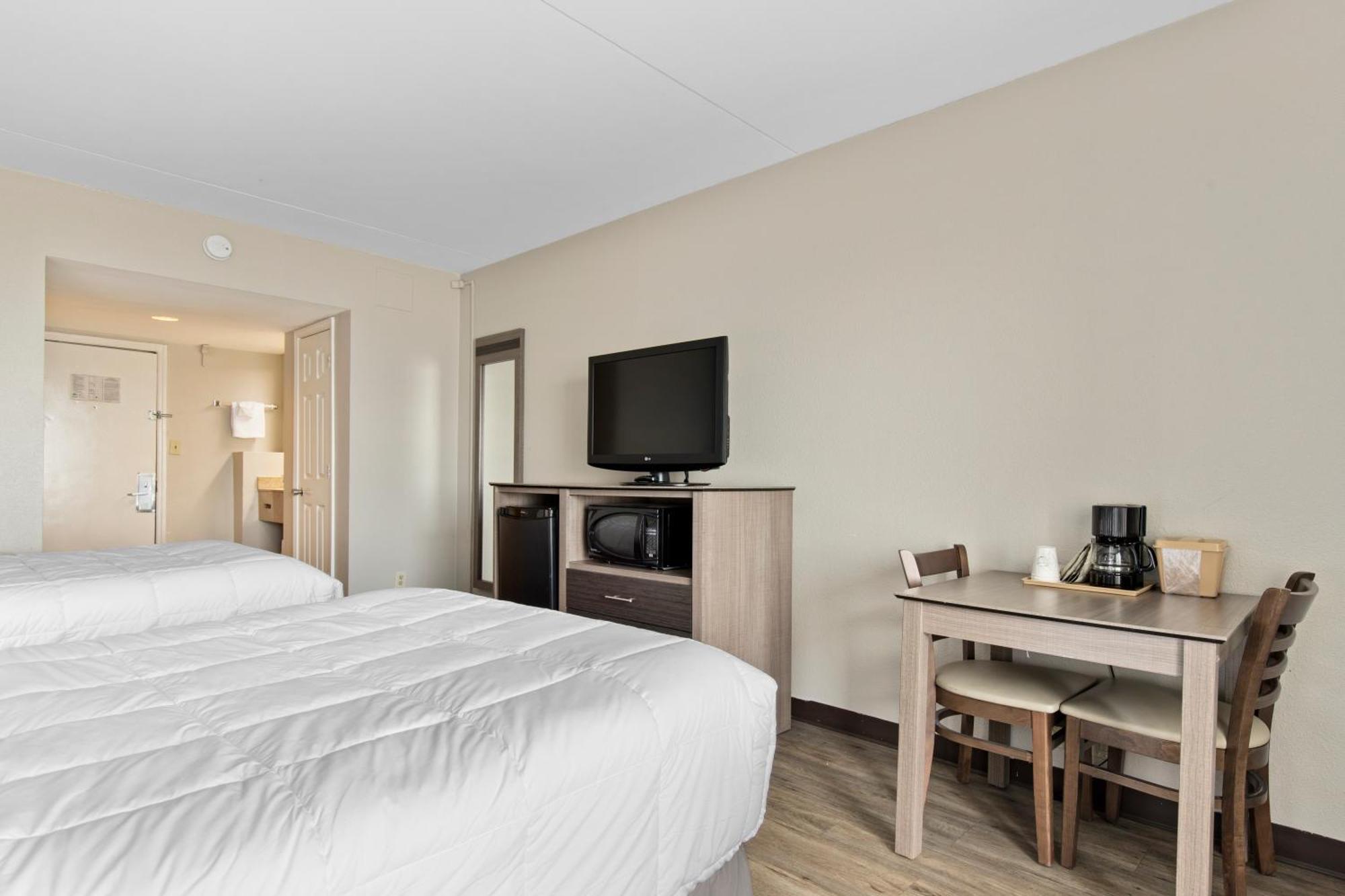 Ocean Crest Inn And Suites Миртл-Бич Номер фото