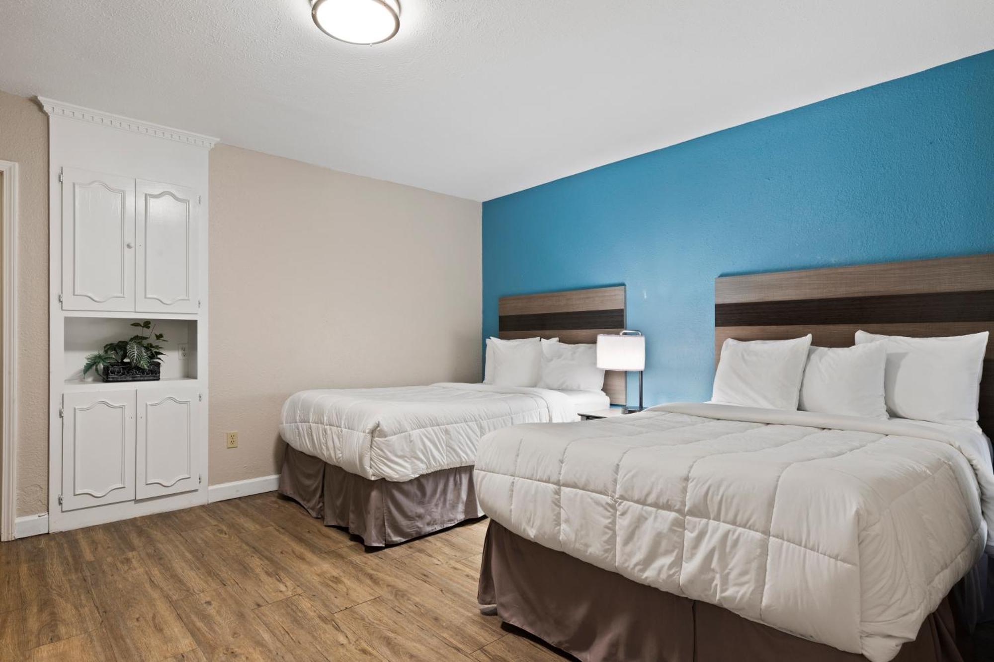 Ocean Crest Inn And Suites Миртл-Бич Номер фото